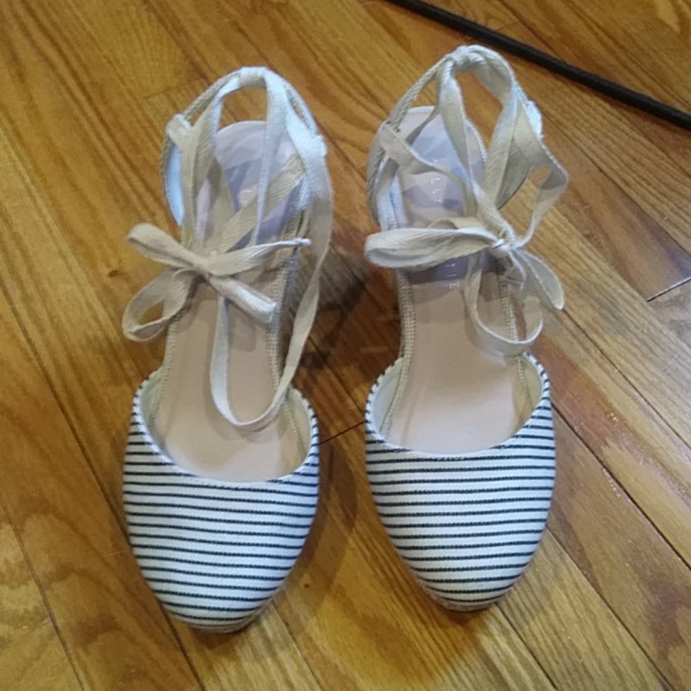 Summer wedges